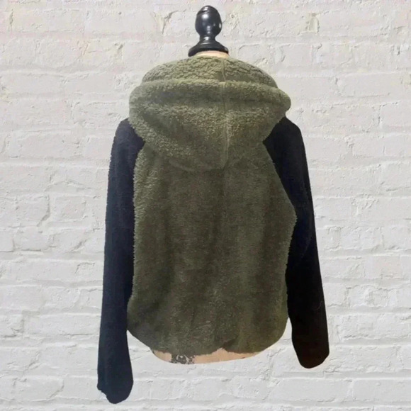 Plush x Revolve Green/Black Teddy Coat - Picture 3 of 6